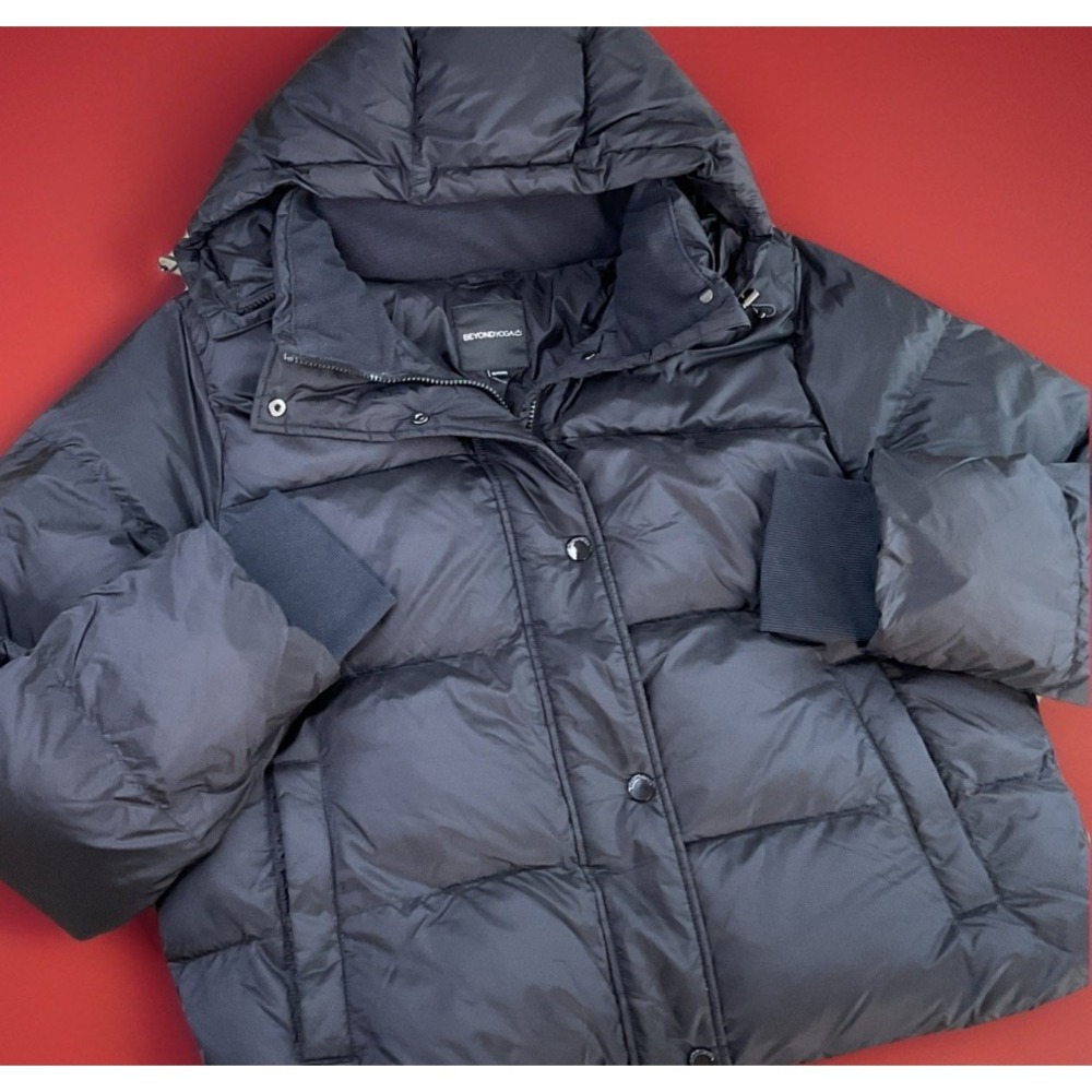 Beyond Yoga Puffer Jacket Womens XL Big Cozy Hooded Full Zip Black Pockets Coat